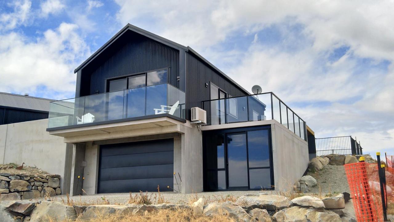 Galaxy Lakeview House - B&B