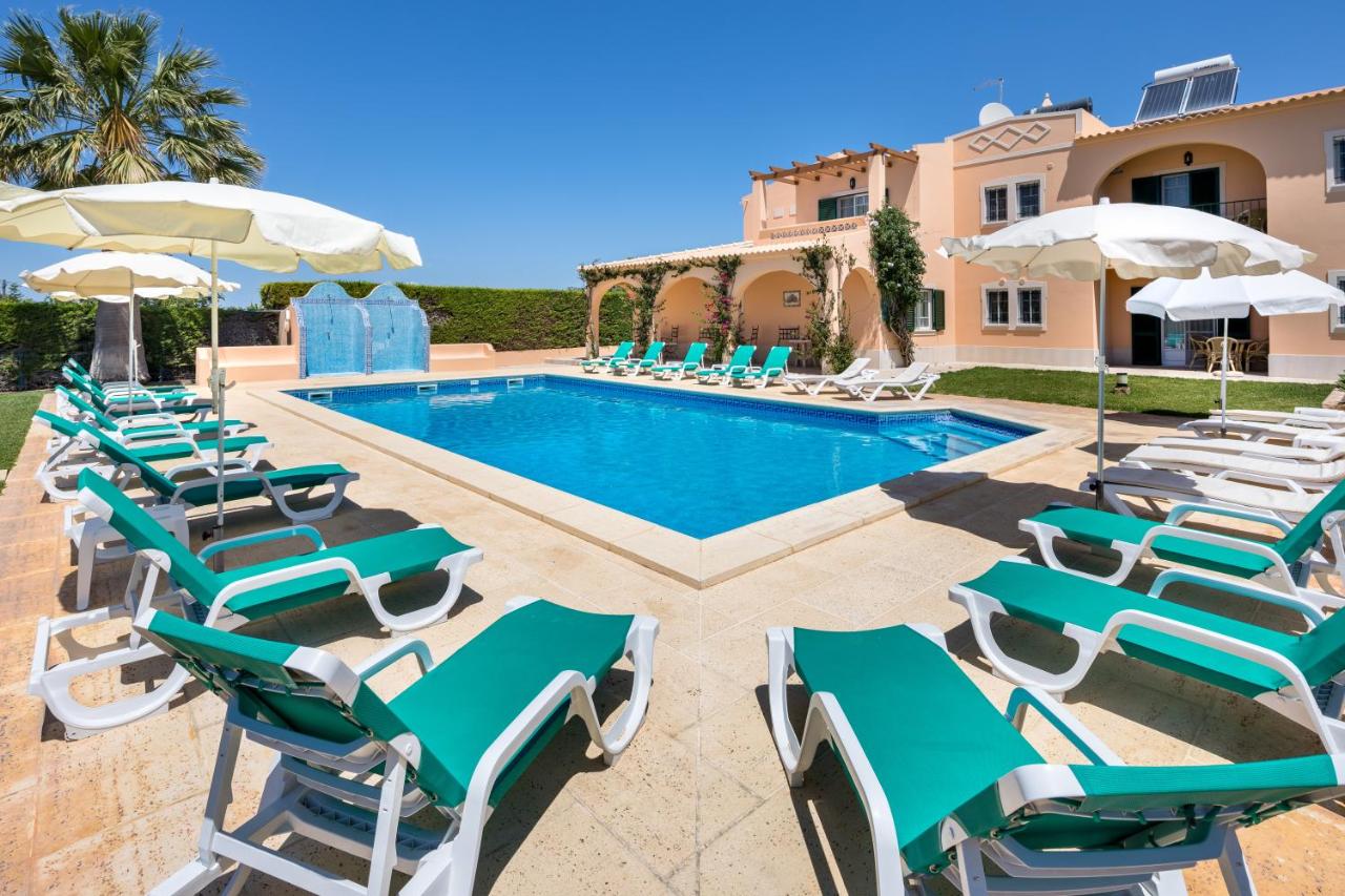 Apartamentos Monte dos Avós, Albufeira - B&B