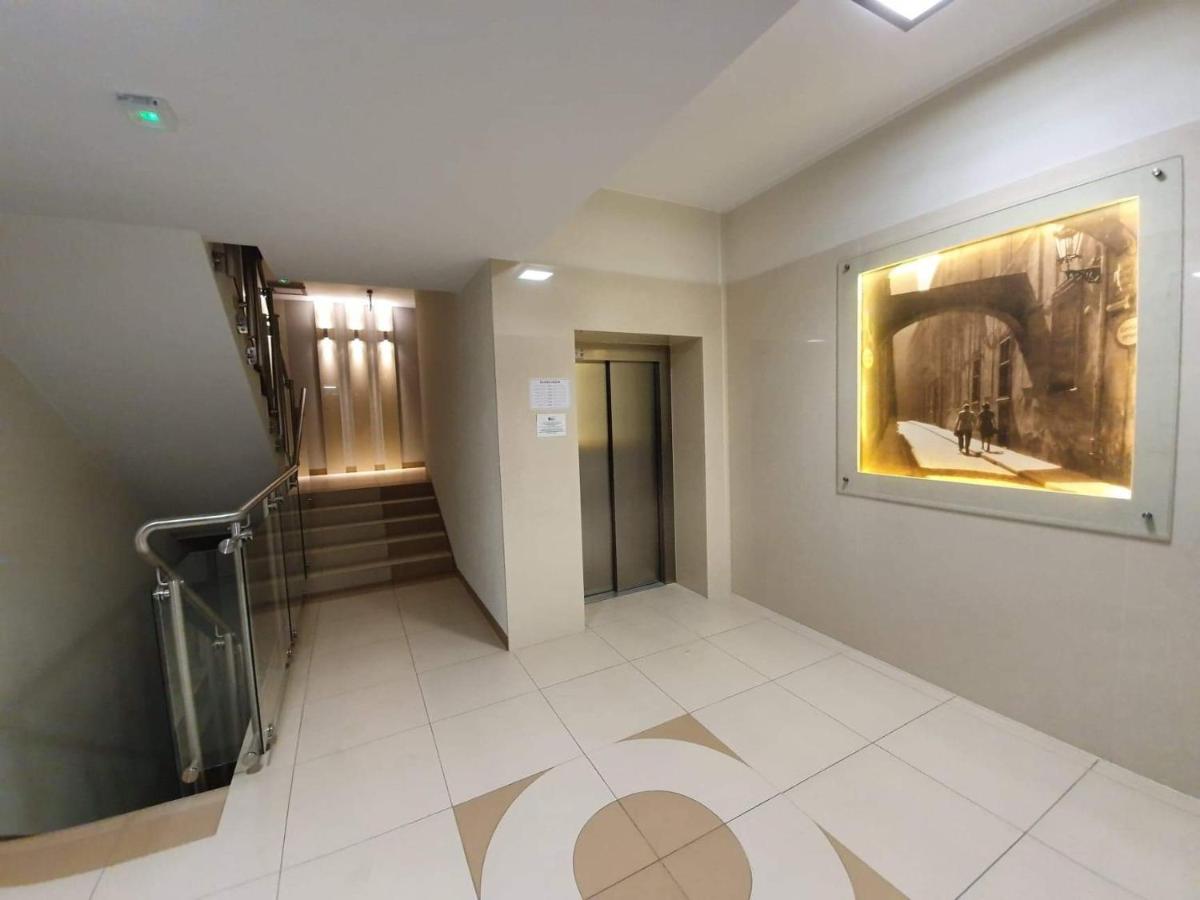 Apartament Old Town Teczowa - Bed and Breakfast Wrocław