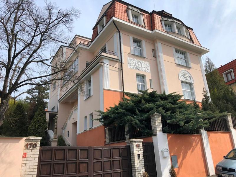 Rooms in Prague-BIG+Comfy - Ferienwohnung Prag