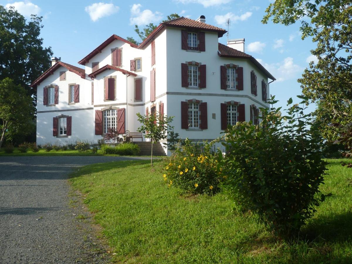 B&B Osses - Domaine Abartiague - Bed and Breakfast Osses