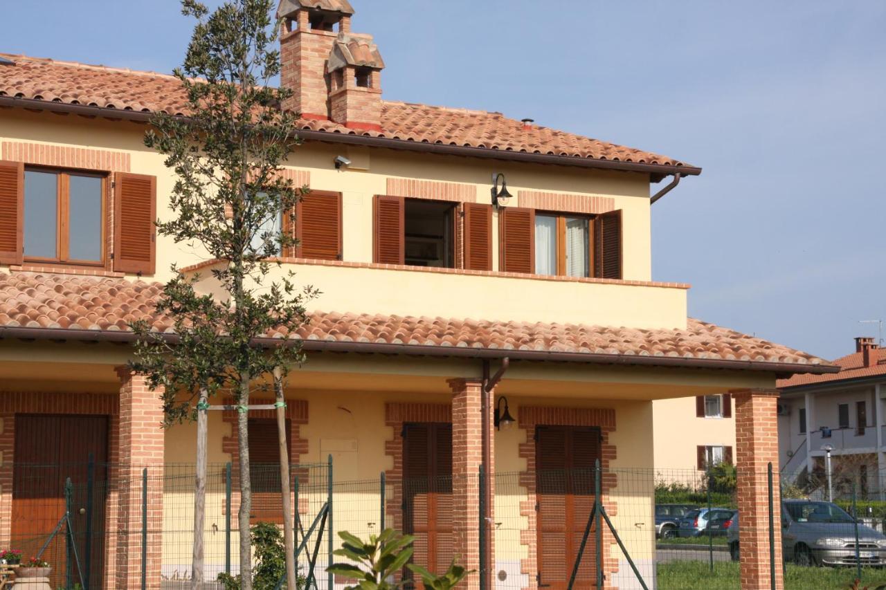 B&B Tuoro sul Trasimeno - Appartamento Pia. - Bed and Breakfast Tuoro sul Trasimeno