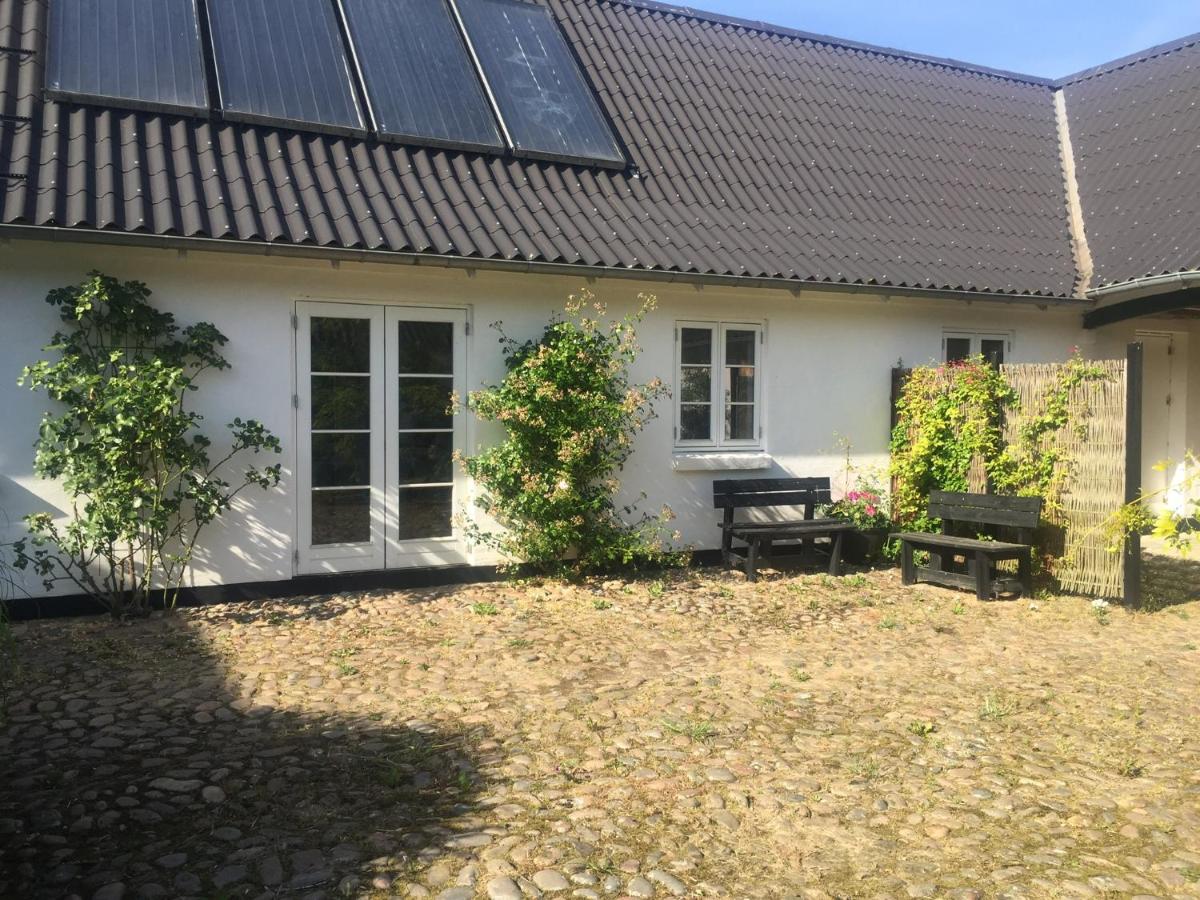 Happy Hill Farm - B&B