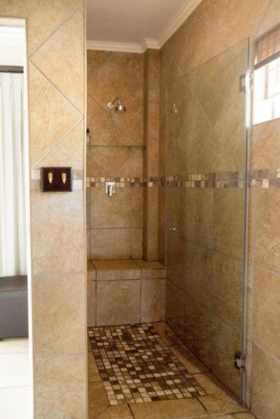 Deluxe King Room with Sea View