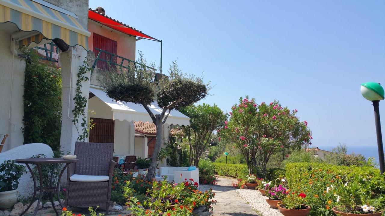 Villa Azales - Parco Caleo Alto - B&B