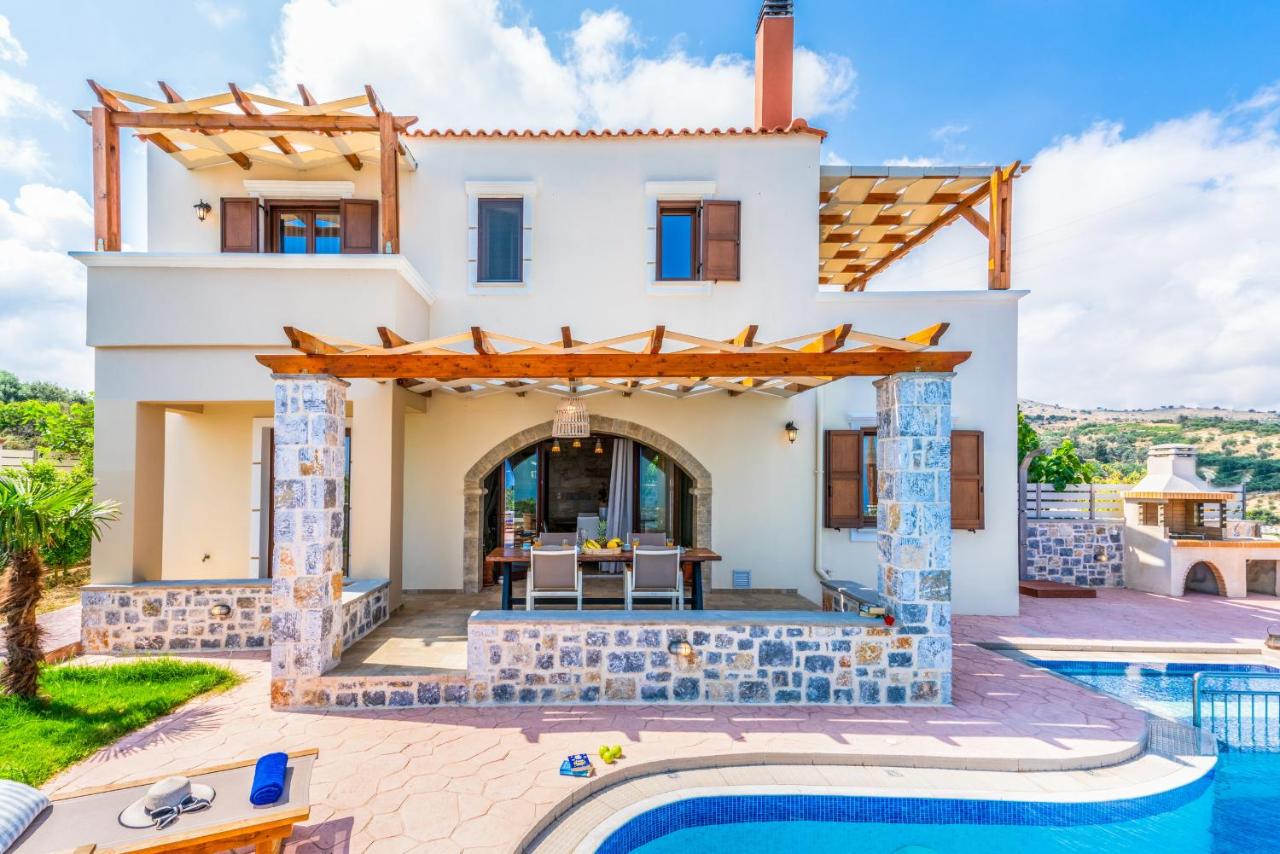 Villa Kantifes 4 Families or Couples with Private Pool & BBQ - Bed and Breakfast