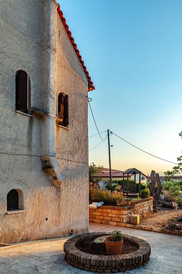 Harmonic Place Loutraki - B&B
