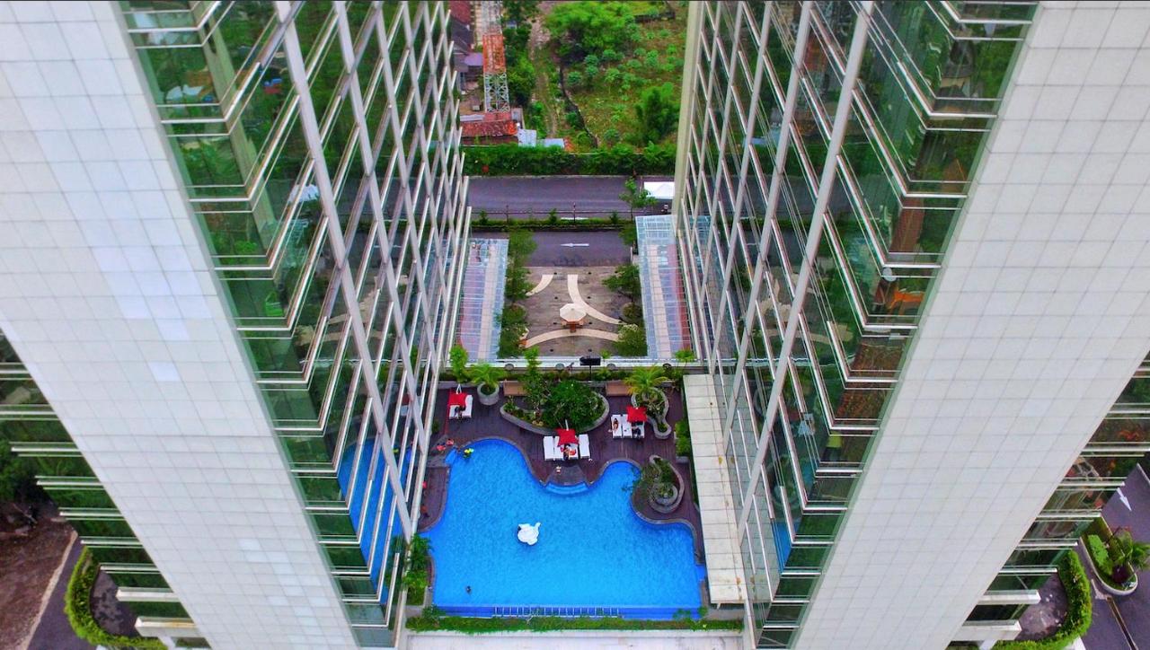 Lavenderbnb Room 10 at Mataram City Apartment - Bed and Breakfast Jogjakarta