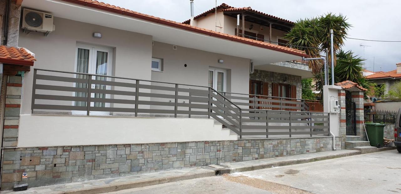 Chriselia Studios - Chambres d'hôtes Néa Róda