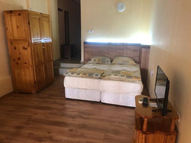 Deluxe Double Room with Extra Bed