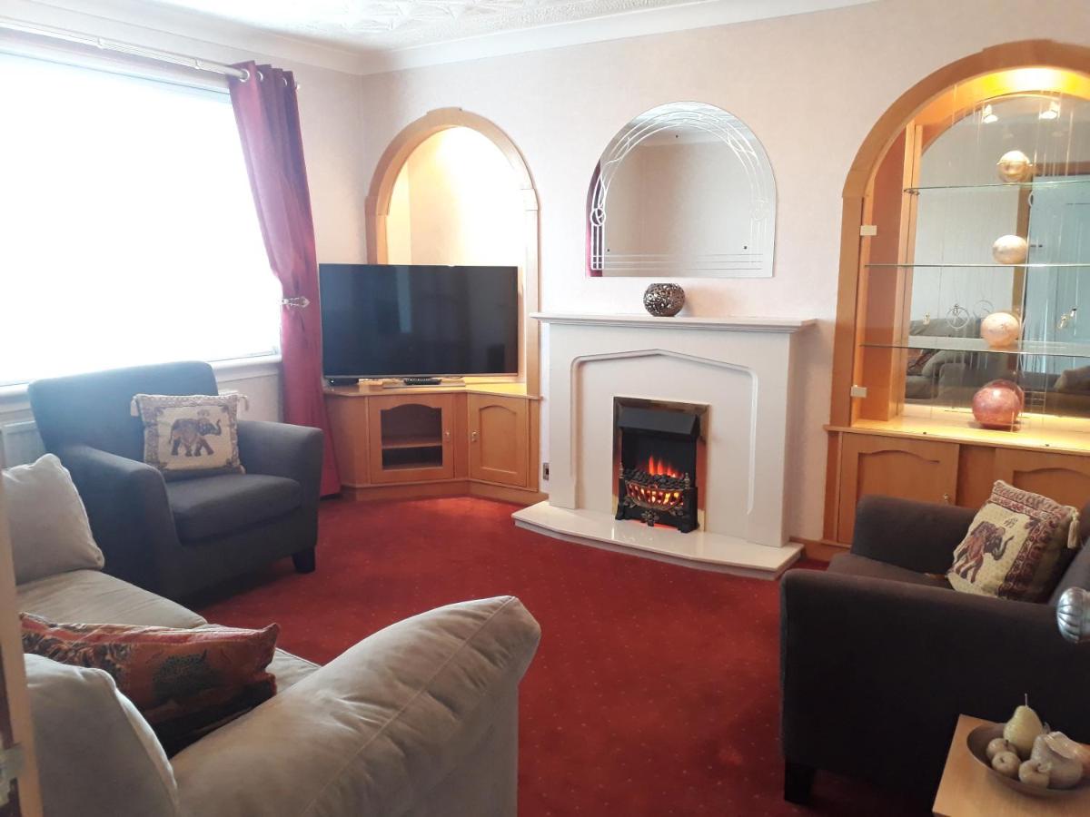 Hilltop House - Bed and Breakfast Airdrie