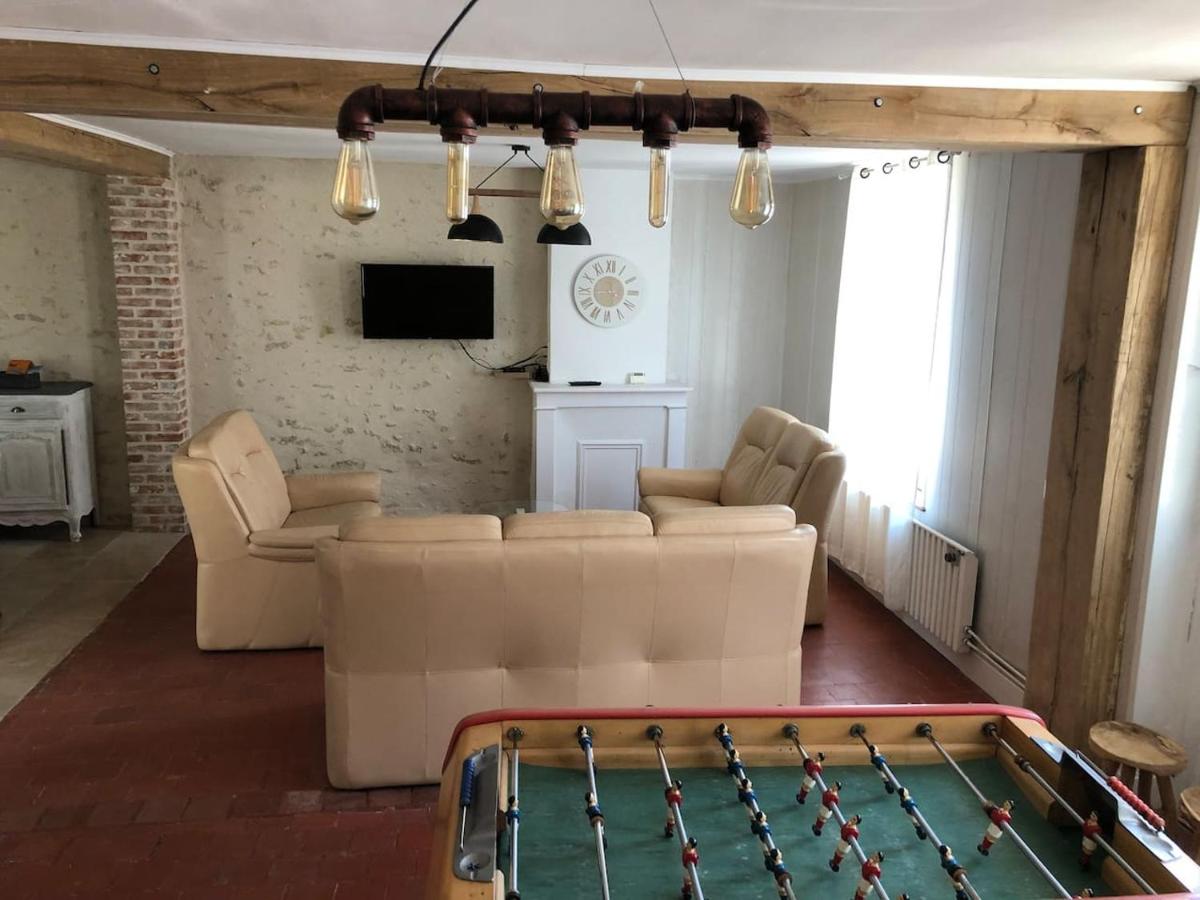 B&B Romorantin - Maison de ville 3 chambres 3 salles d'eau parking 2 places - Bed and Breakfast Romorantin