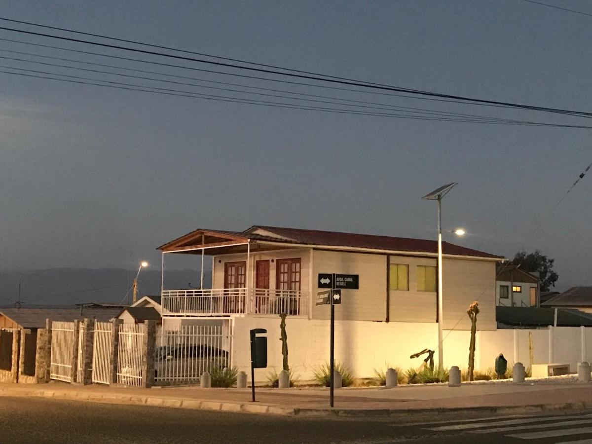 Depto. equipado para 6 personas a 7 min. Bahía Inglesa - B&B