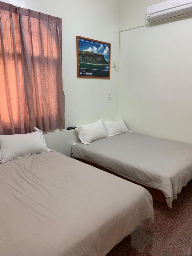 Chambre Quadruple avec Douche