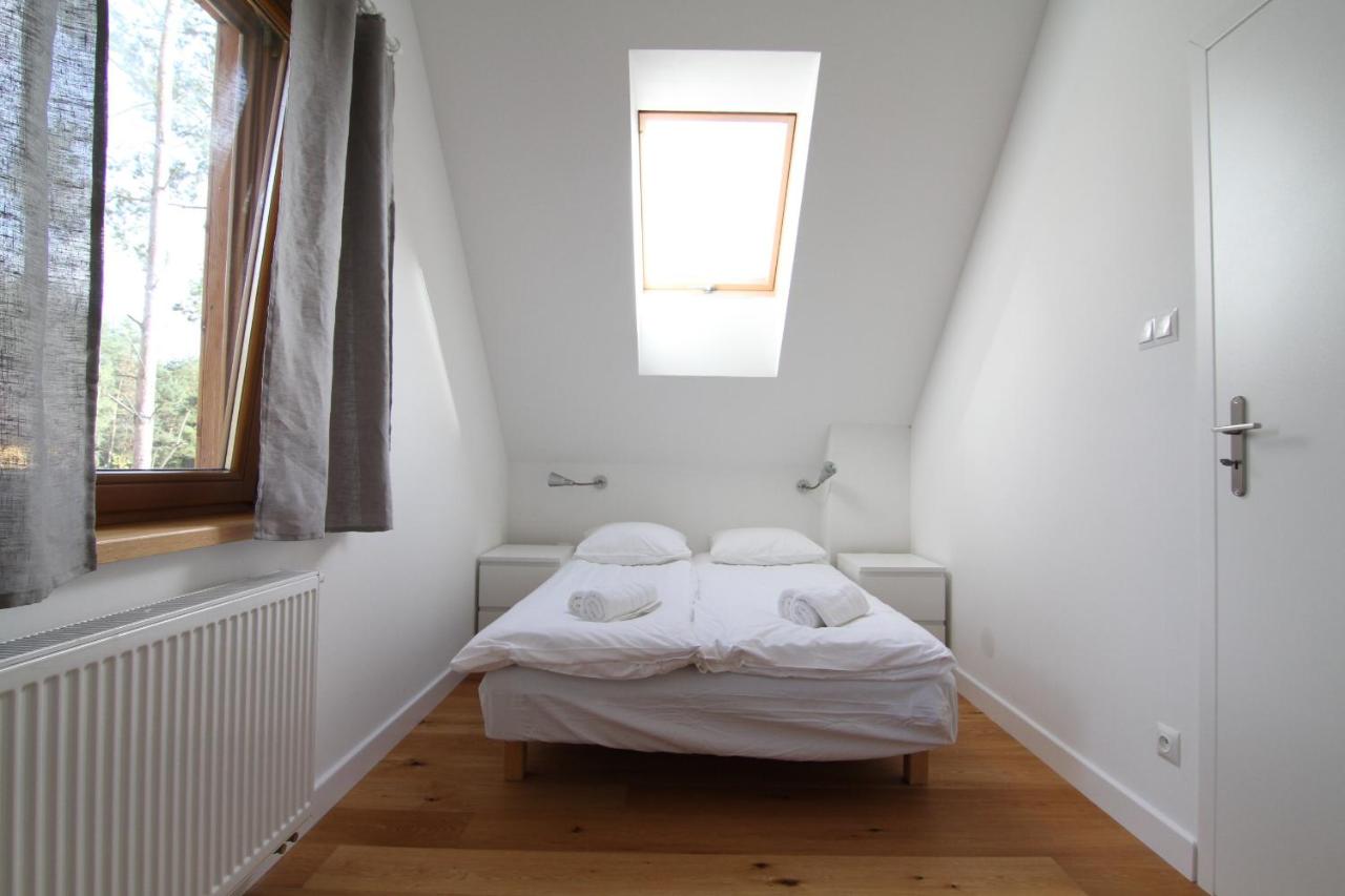 One-Bedroom Apartment with Balcony
