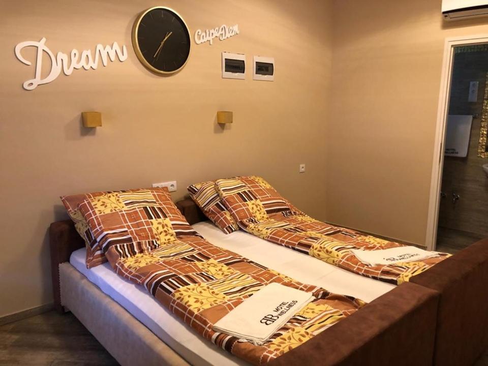 One-Bedroom Cottage