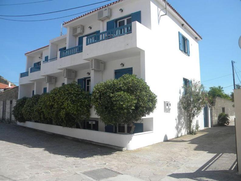Ostria Eressos Rooms - B&B