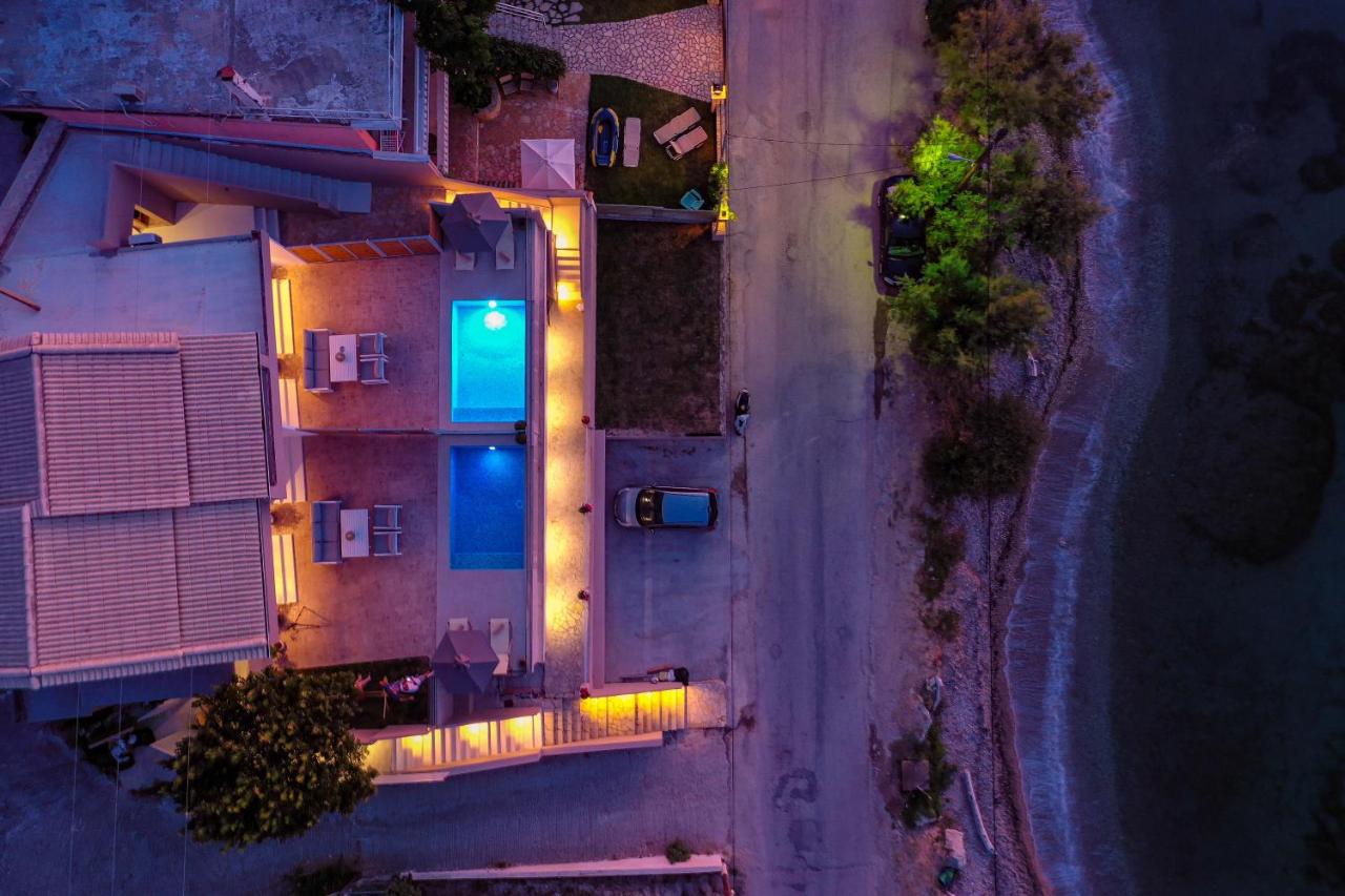 Valtes Luxurious Apartments - B&B Boúkaris