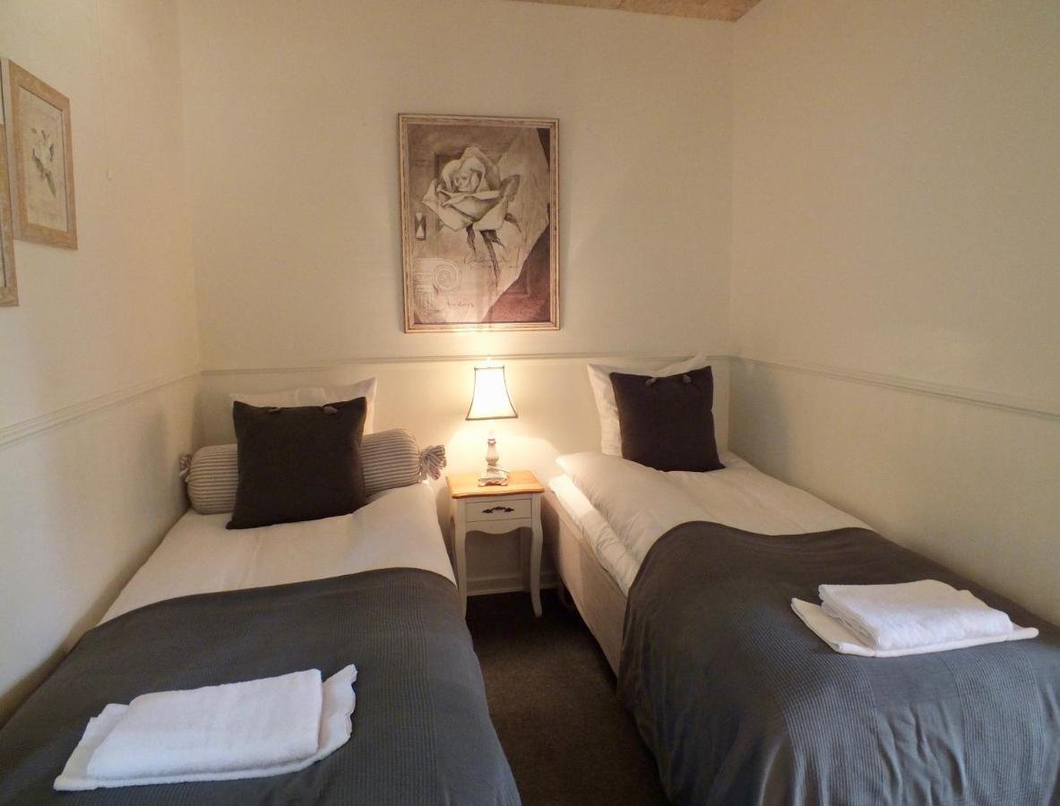 Double or Twin Room with Bathroom