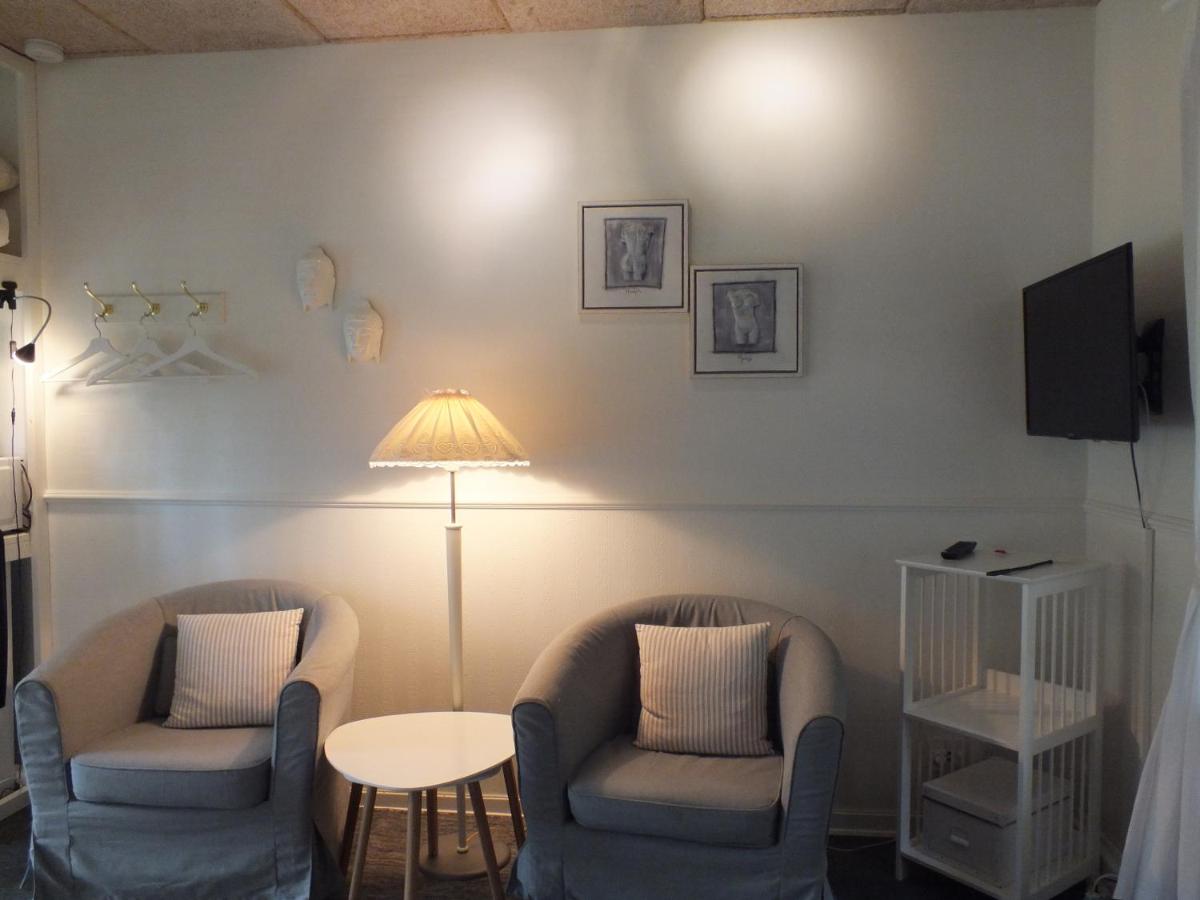 Chambre Double ou Lits Jumeaux avec Salle de Bains