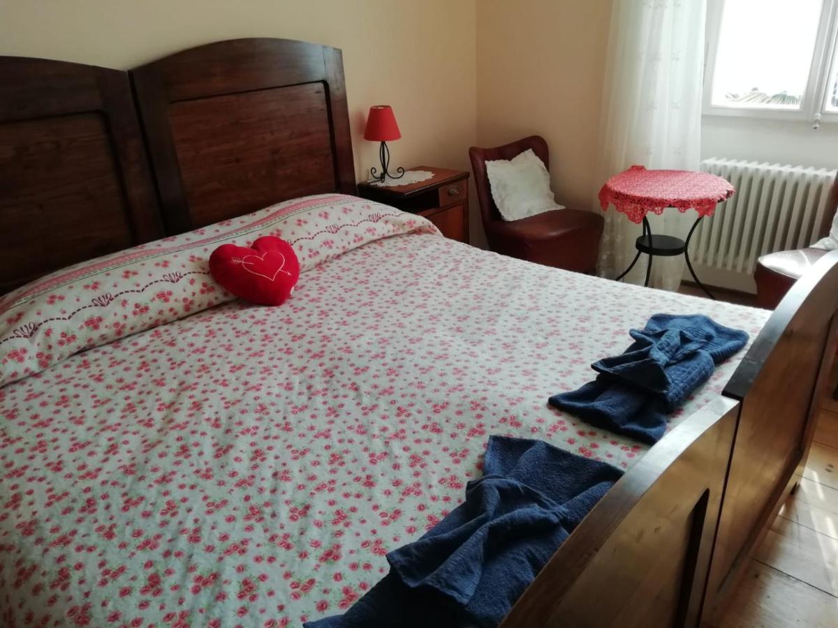 Double or Twin Room with Shower