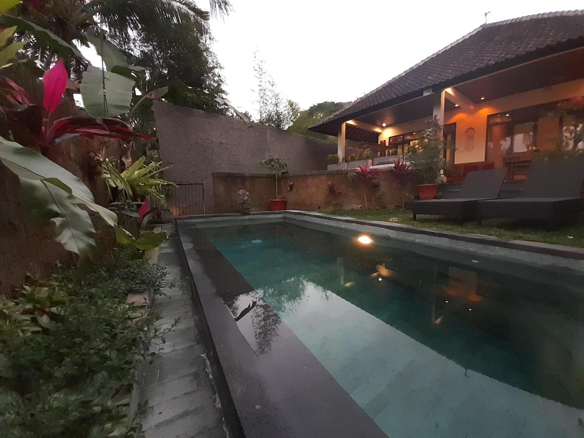 Villa con Piscina Privata