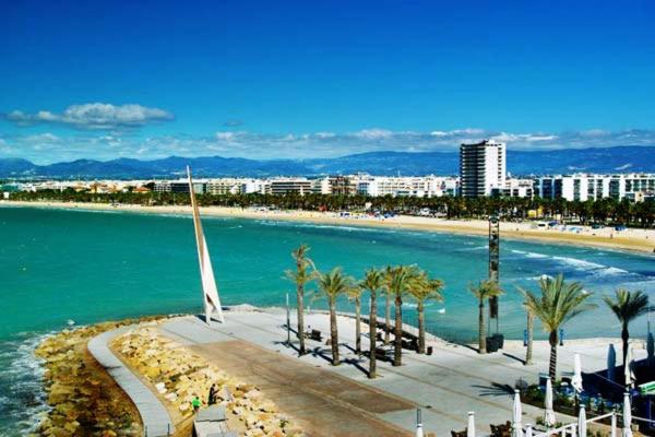 Apartamento F&P primera línea de mar. - B&B