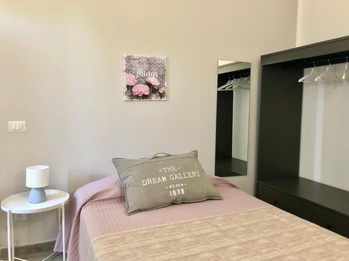 Single Room with Shared Shower and Toilet