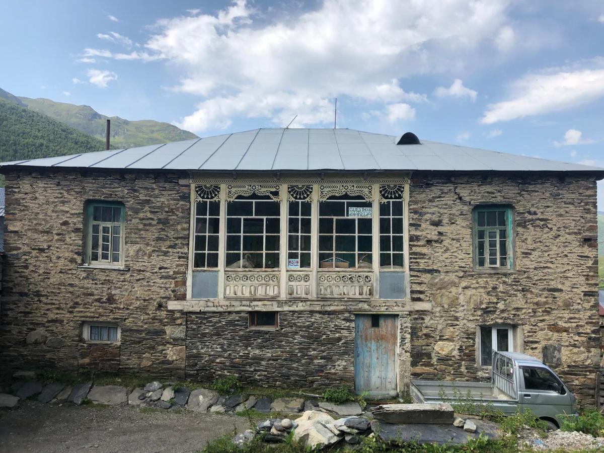 Guesthouse Svani - Chambres d'hôtes Ouchgouli