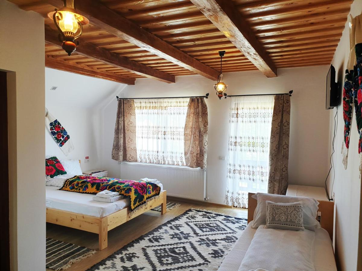 Double Room with Balcony (2 Adults + 1 Child)