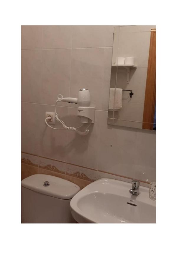 Pensión CASA LEÓN - B&B