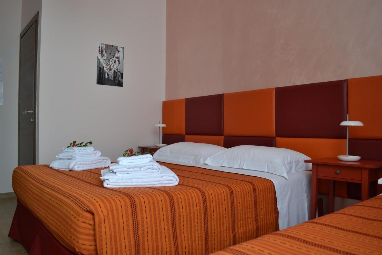Comfort Triple Room