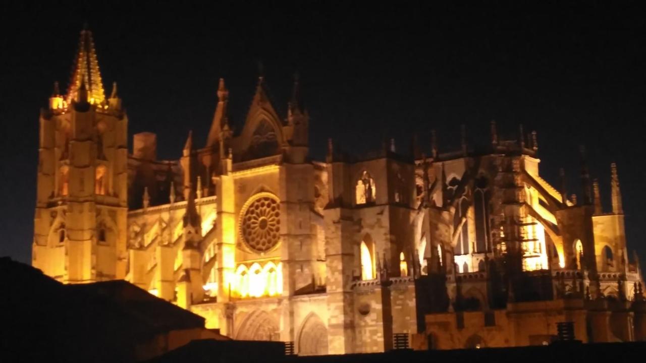 Slow León Apartamentos Turísticos - Ferienwohnung León