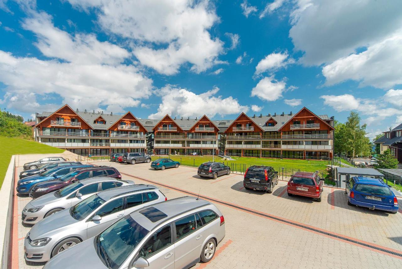 Nowoczesne i Stylowe Apartamenty Sun Seasons 24 w Karpaczu z Parkingiem by Noclegi Renters - Chambres d'hôtes Karpacz
