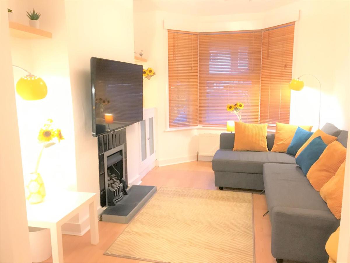 B&B Worthing - Seaside House with Parking - Bed and Breakfast Worthing