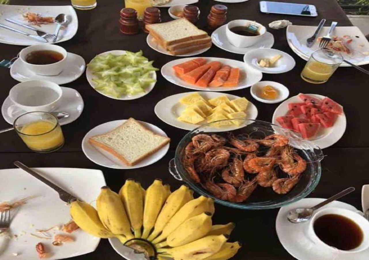 Sunrise Palace Negombo - Bed and Breakfast