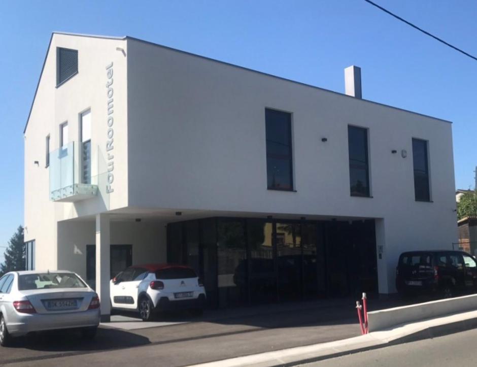 FourRoomotel - B&B