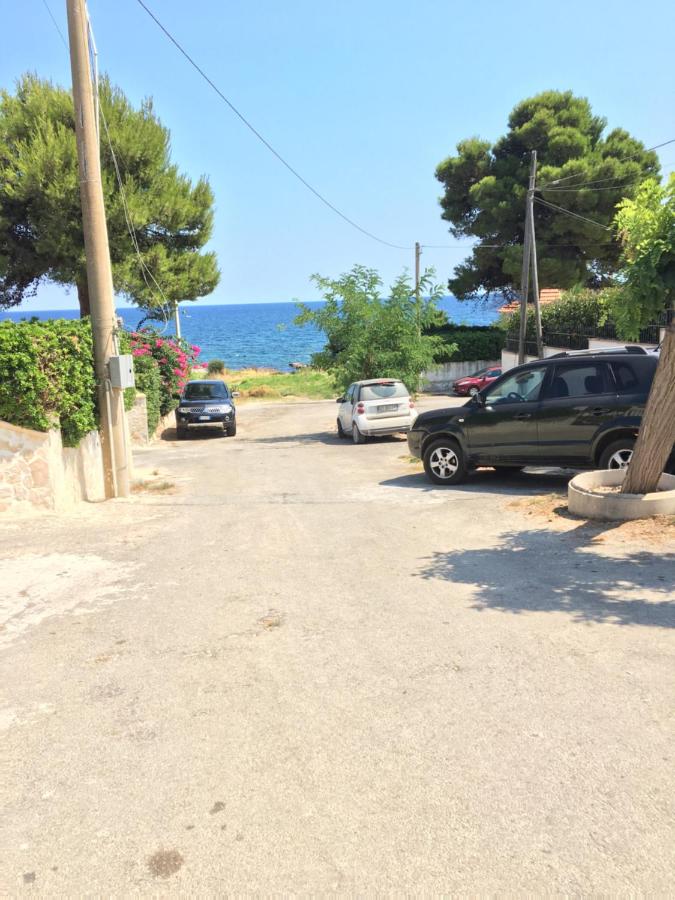 Relais Villa Simonetta with descent to the sea - Chambres d'hôtes Fontane Bianche