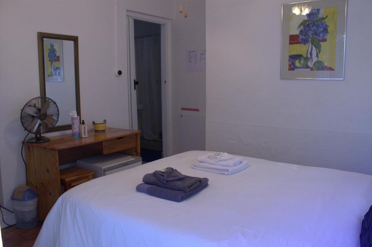 Double Room (Room 9)