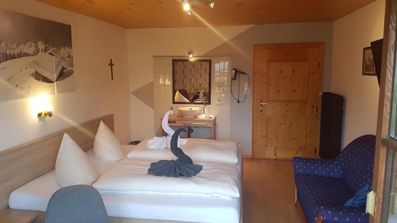 Chambre Double avec Salle de Bains Commune