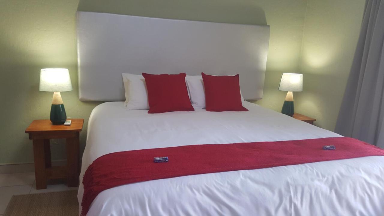 Deluxe King Suite