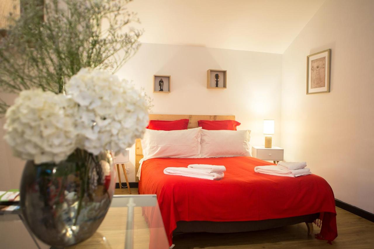 B&B Bellesserre - MAISON MAUPAS Chambre Rouge - Bed and Breakfast Bellesserre