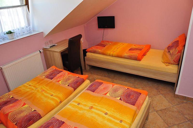 Classic Dreibettzimmer