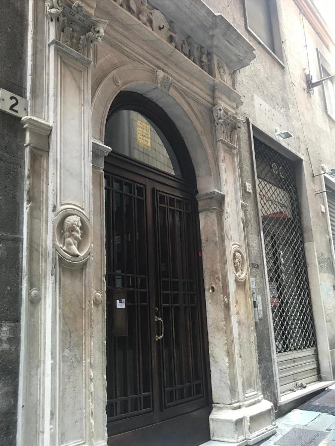 Jeans Luxury House - B&B Genova