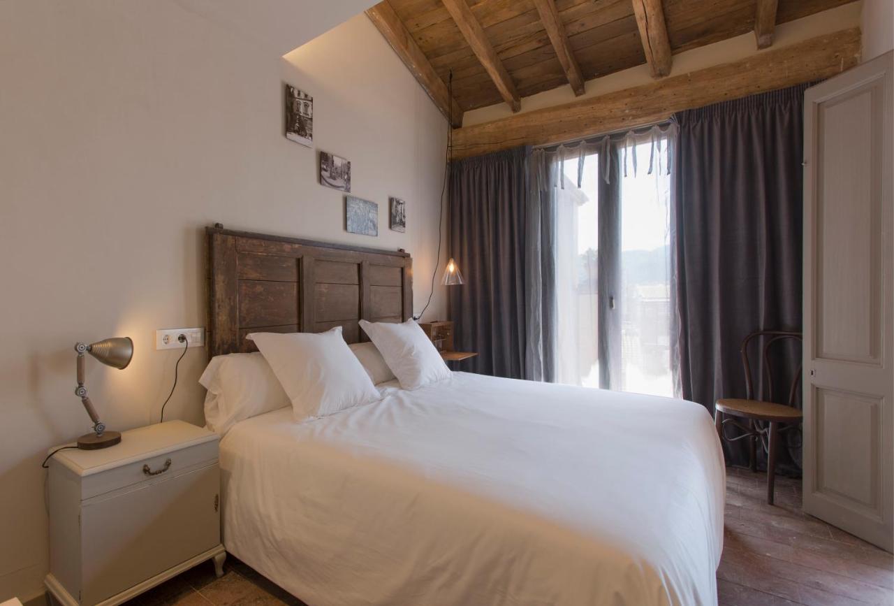 One-Bedroom Deluxe Apartment with Terrace