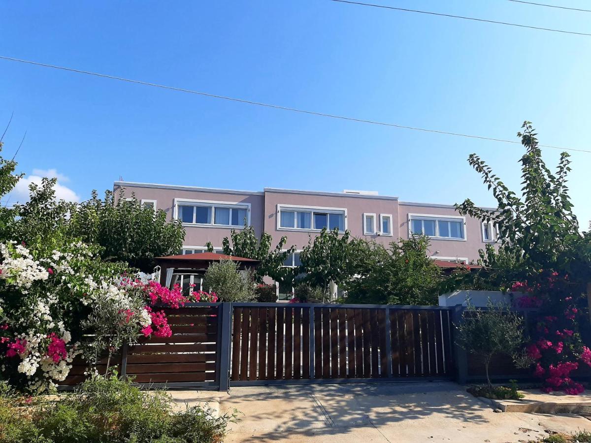 Luxury Suites in Stavromenos - B&B