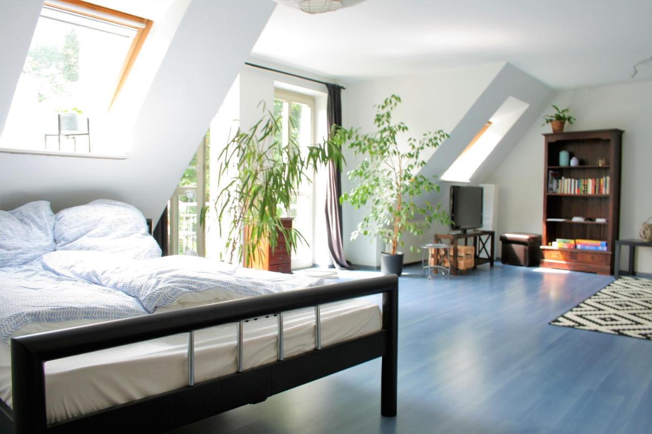 B&B Flensbourg - Zentrale Ferienwohnung Anker im Sonnenblumenhaus - Bed and Breakfast Flensbourg