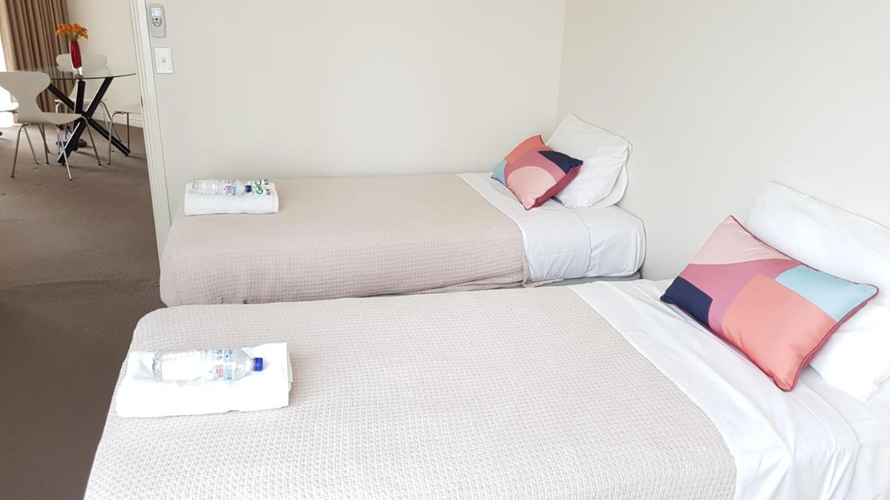 APR Private SUITES MOROCCAN by the Beach - B&B