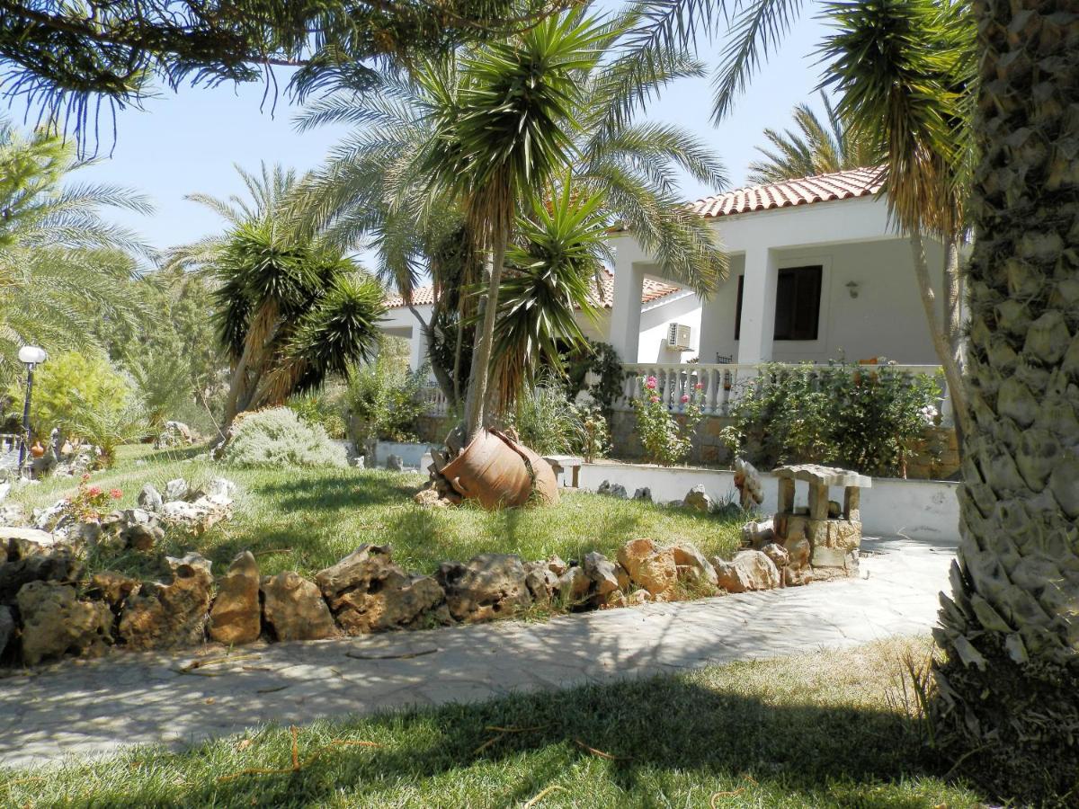 Kazamia Apartments with Sharing Pool - B&B