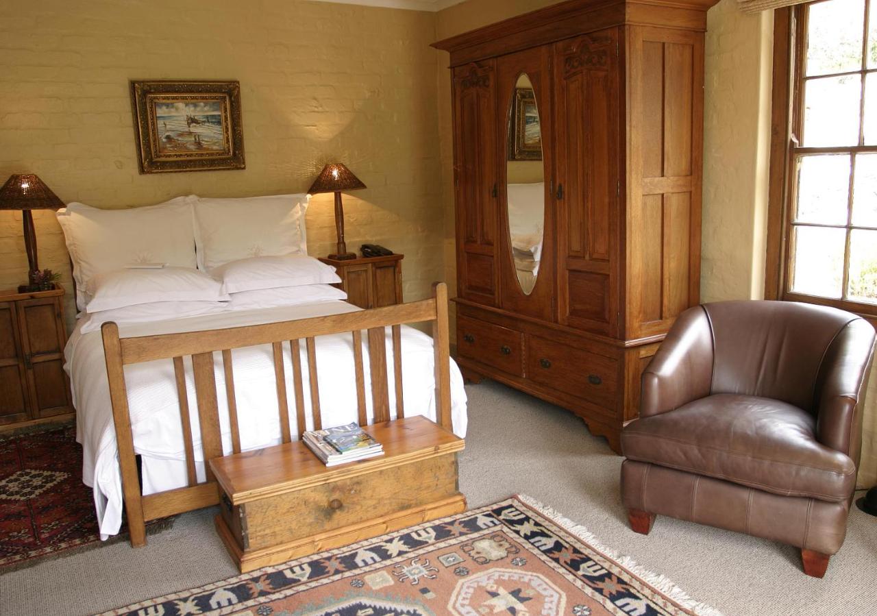 Honeymoon Suite